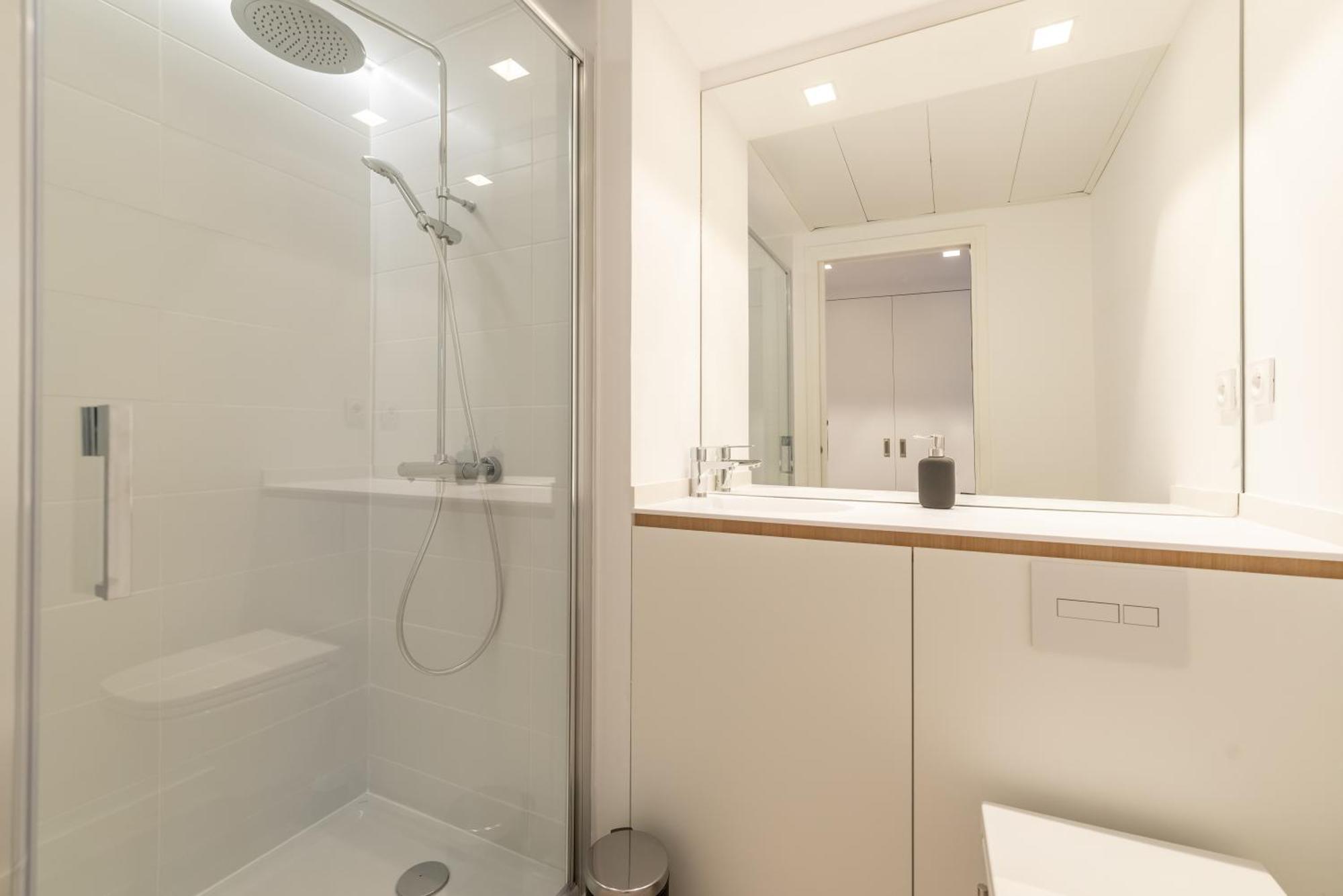 Les Appartements Et Chambres De Μονπελιέ Εξωτερικό φωτογραφία